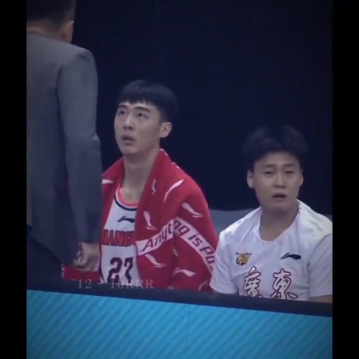 吃了你的心都有！杜锋严厉批评张明池，后者被吓到了！????