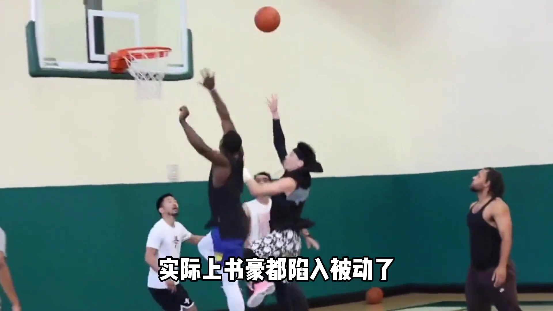 杨毅：林书豪在职业生涯选择上，有太多地方令人费解！