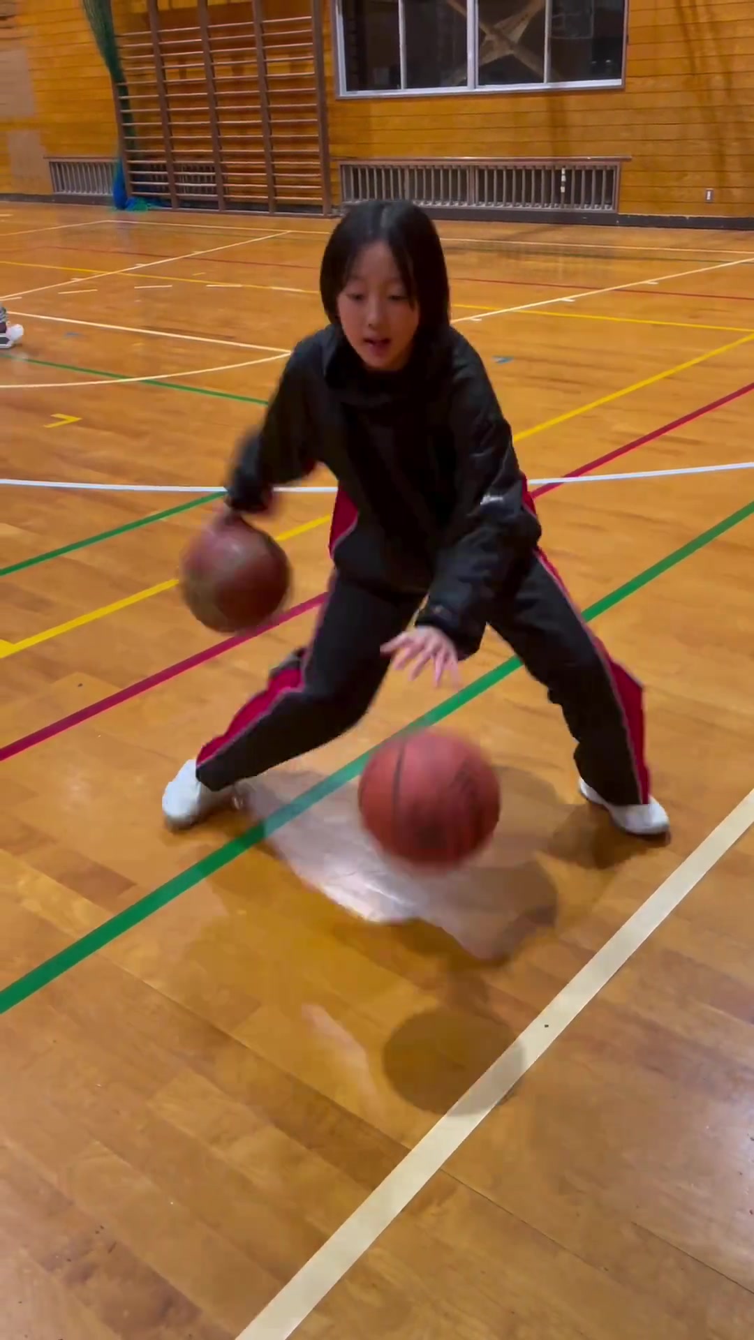 小妹妹这运双球比郭艾伦如何？