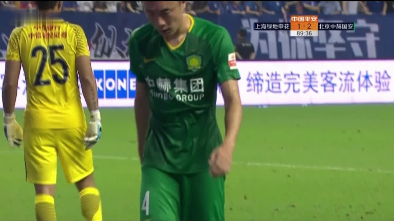队友们看呆了！韦世豪替补出场40秒爆射乌龙球