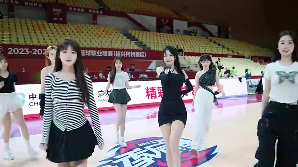 ????浙江啦啦队晒表演视频：今晚跟我们一起为稠州加油吧！