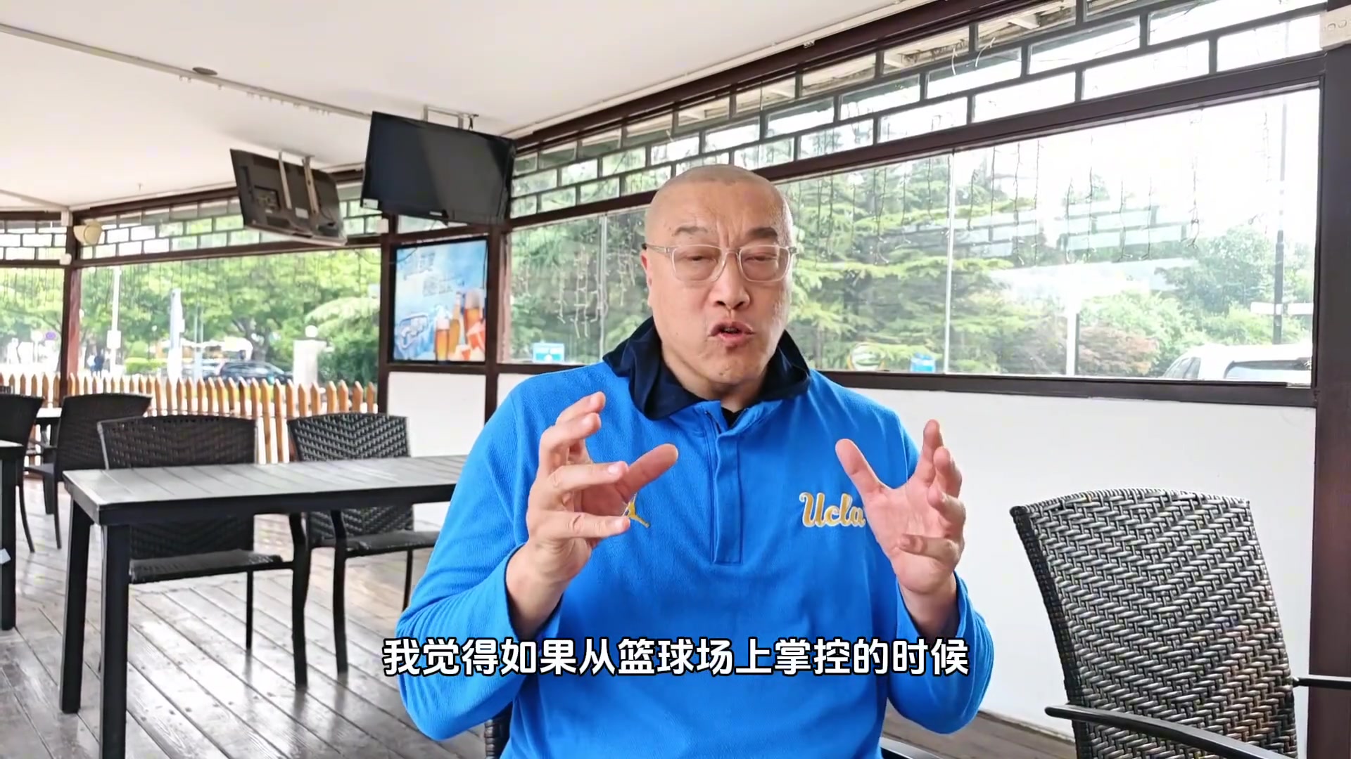 ????22岁詹姆斯和22岁爱德华兹谁厉害？马健客观给出答案：超越了一点点！