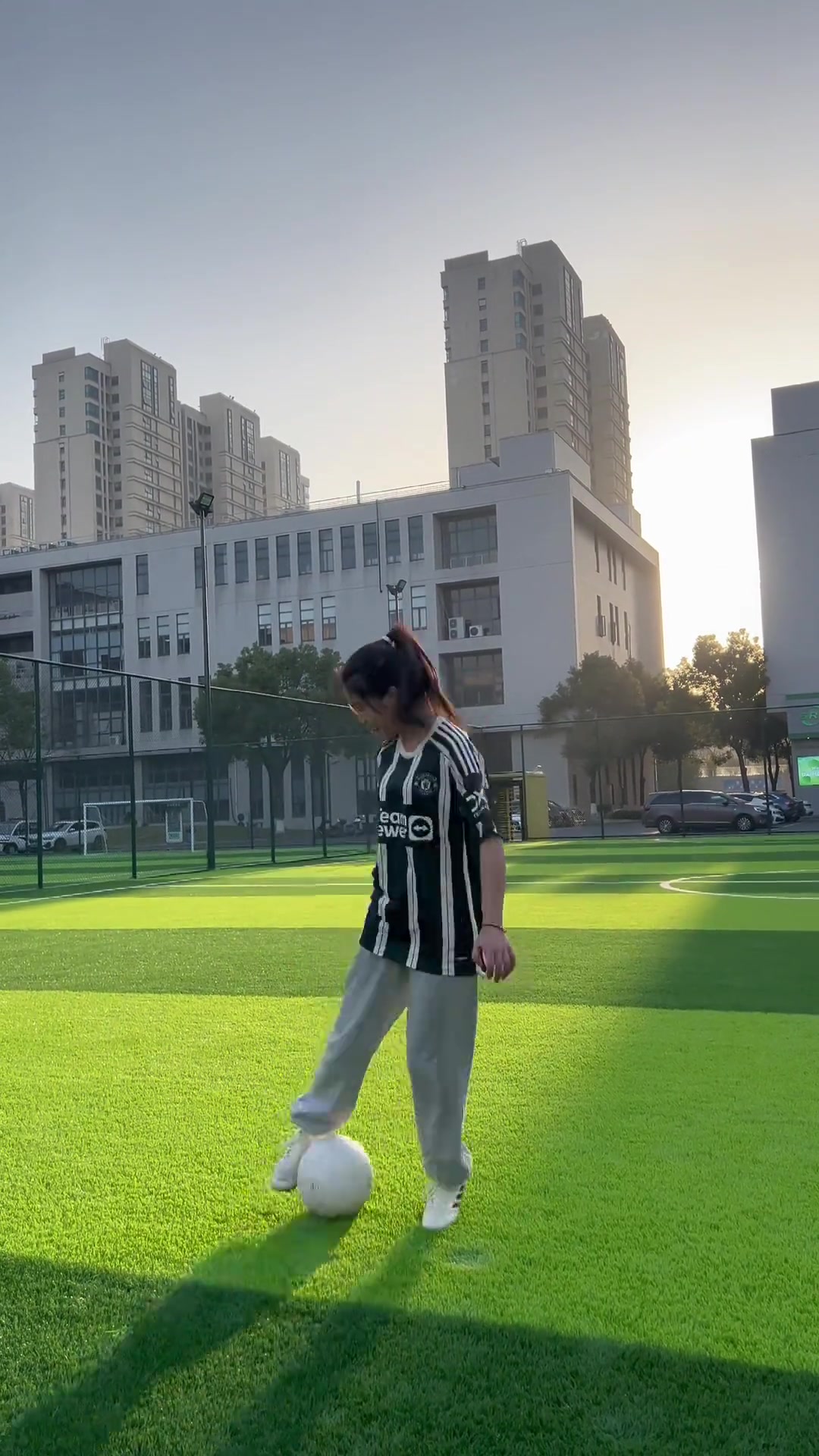 这转圈圈什么水平？美女小姐姐致敬安东尼????！