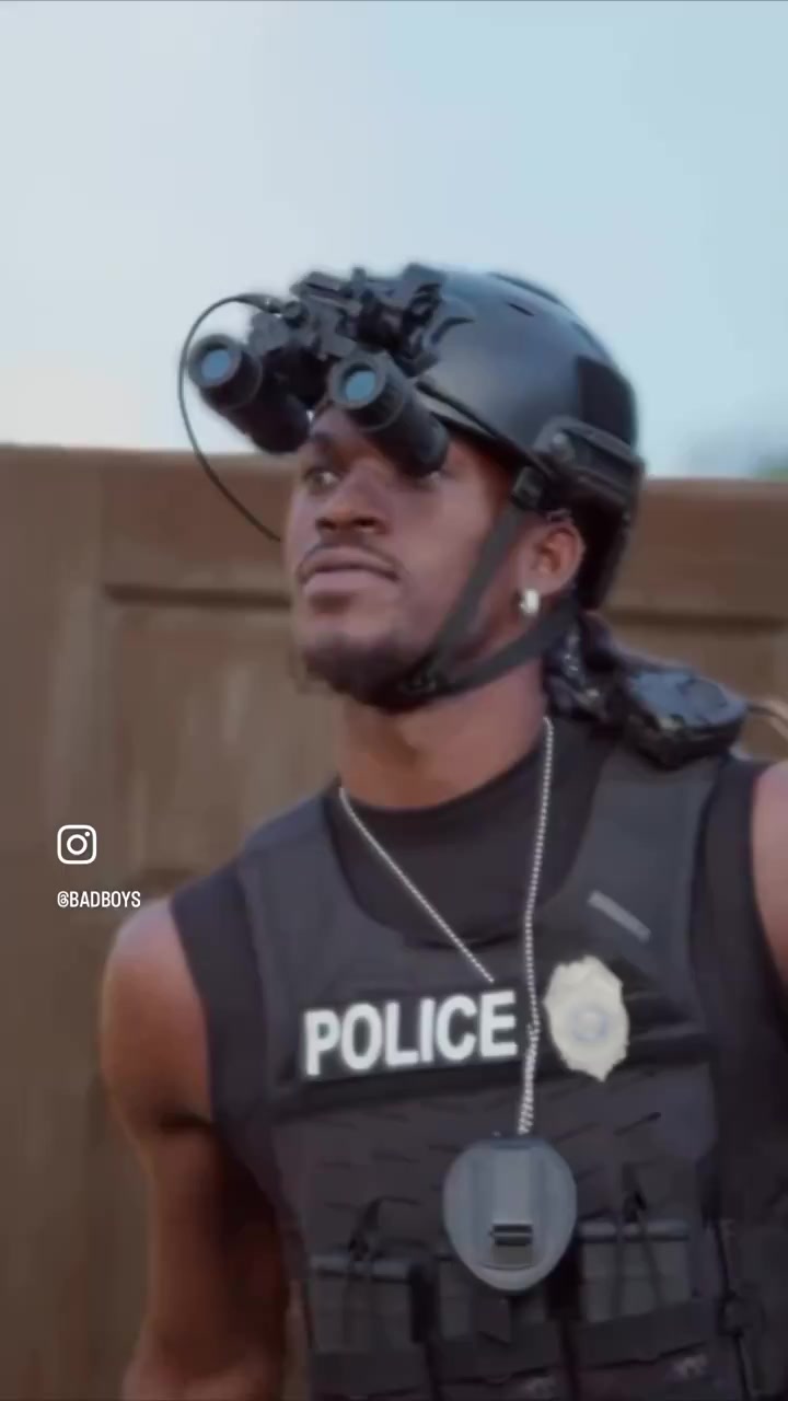 ????巴特勒和梅西客串绝地战警第四部！这是电影预告片，该片将于6月7日北美上映！