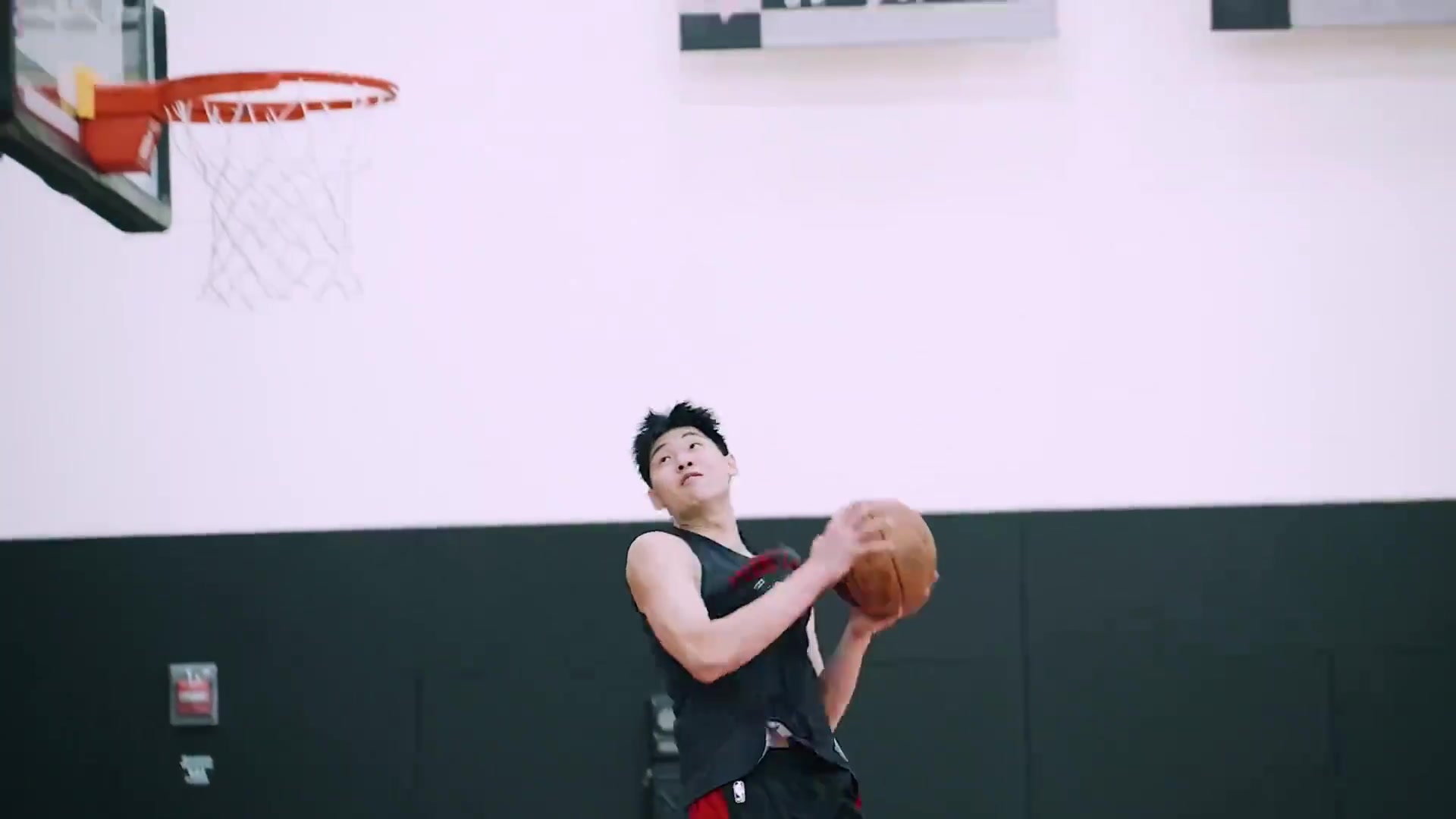 背筐爆扣????崔永熙试训开拓者集锦出来啦