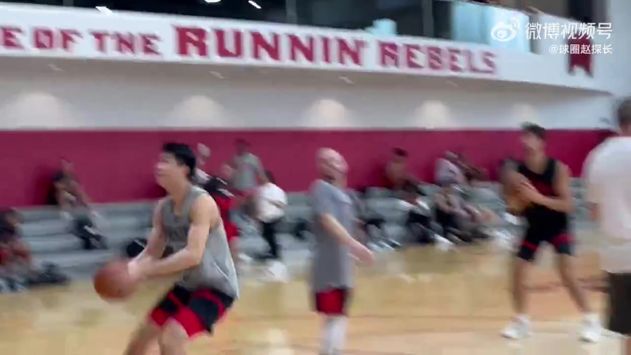????罚你明天不能上场！崔永熙偷鸡抢断开拓者助教，上演双手暴扣