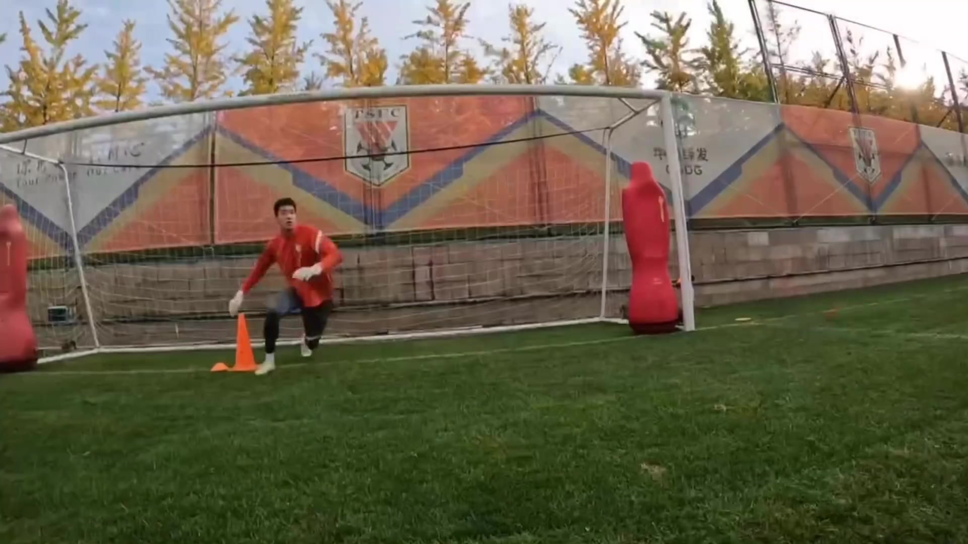 于金永分享训练视频：不会停止前进的脚步⚽️????????