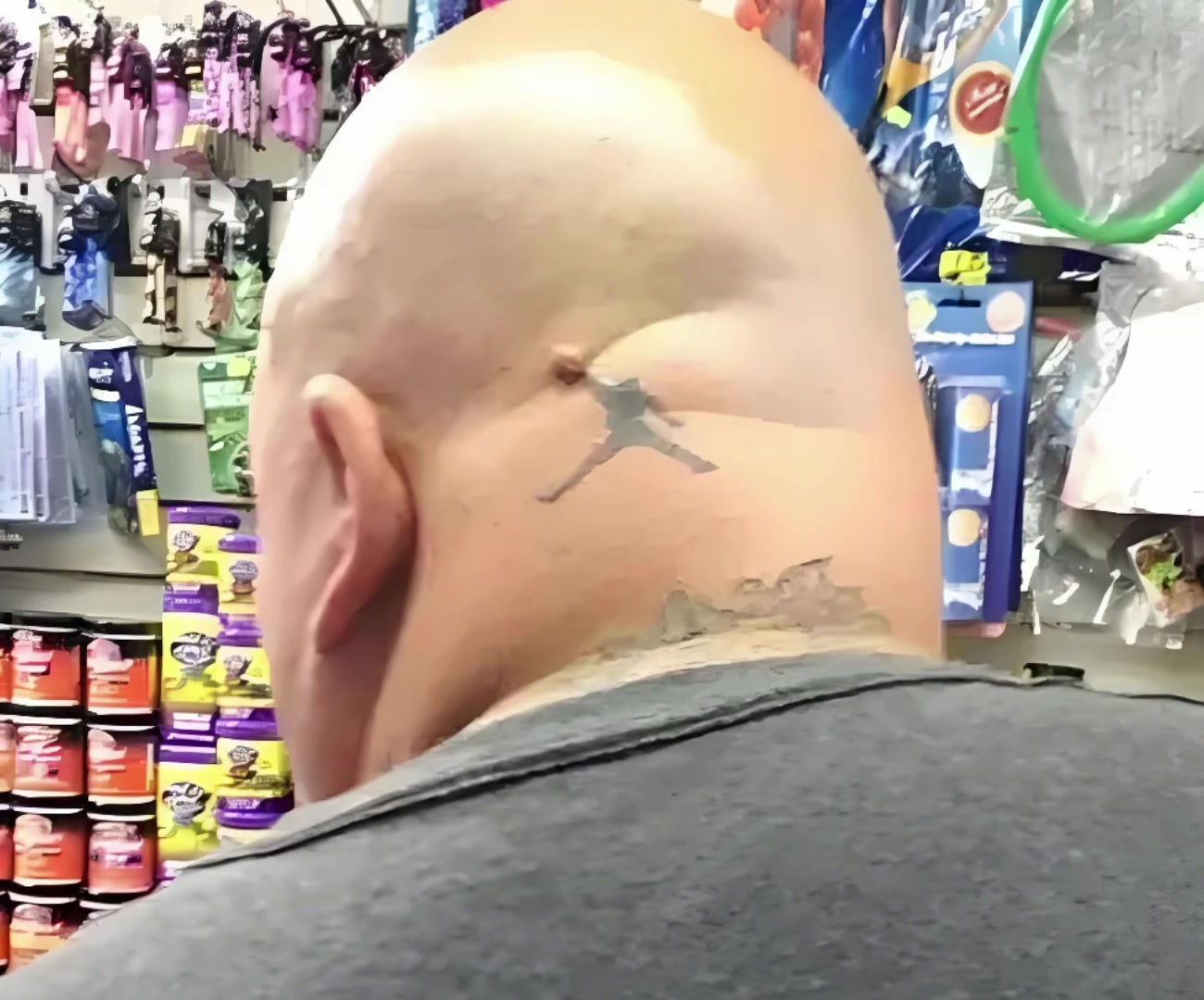 你是乔丹的弟弟乔痣吗????????????