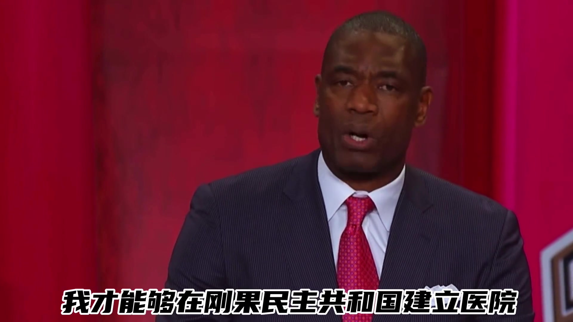 将一切都献给了慈善事业！跟随穆大叔磁性的嗓音缅怀这高尚的灵魂????