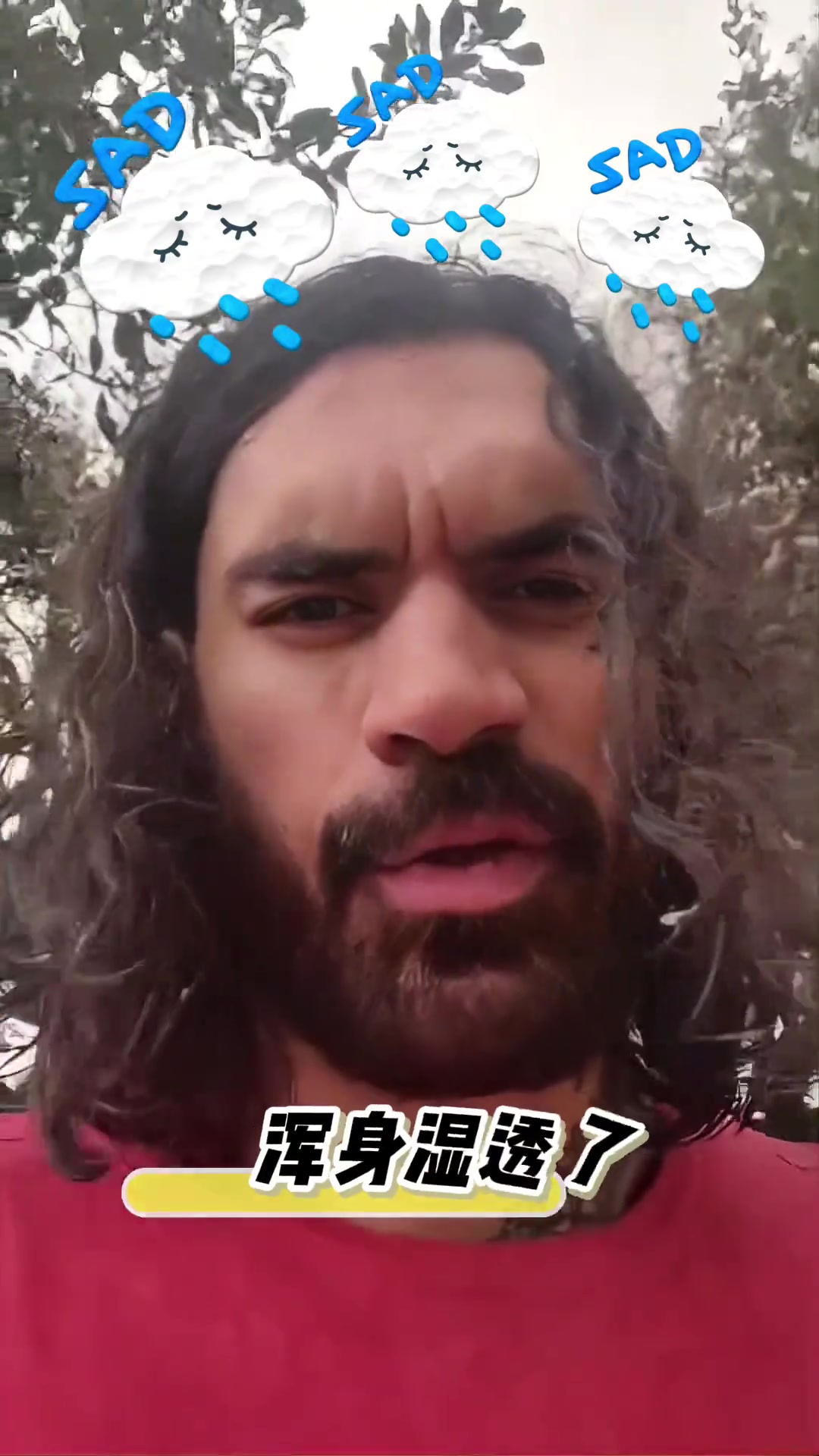 海王遛狗记????????????亚当斯更新社媒自嘲“单身狗”日常