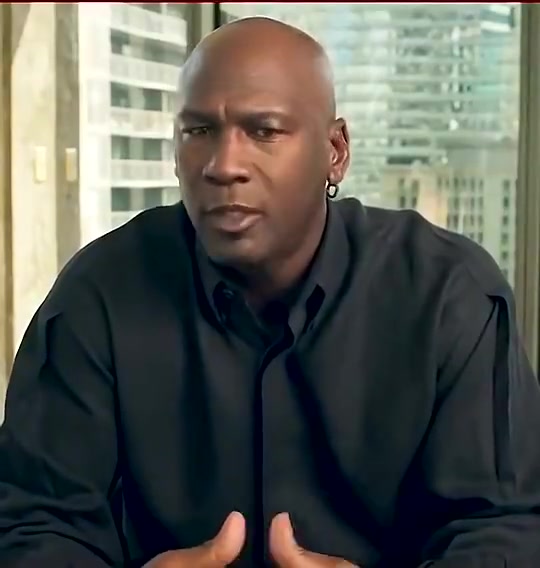 乔丹不仅在篮球界是GOAT，在装X届也是GOAT啊????