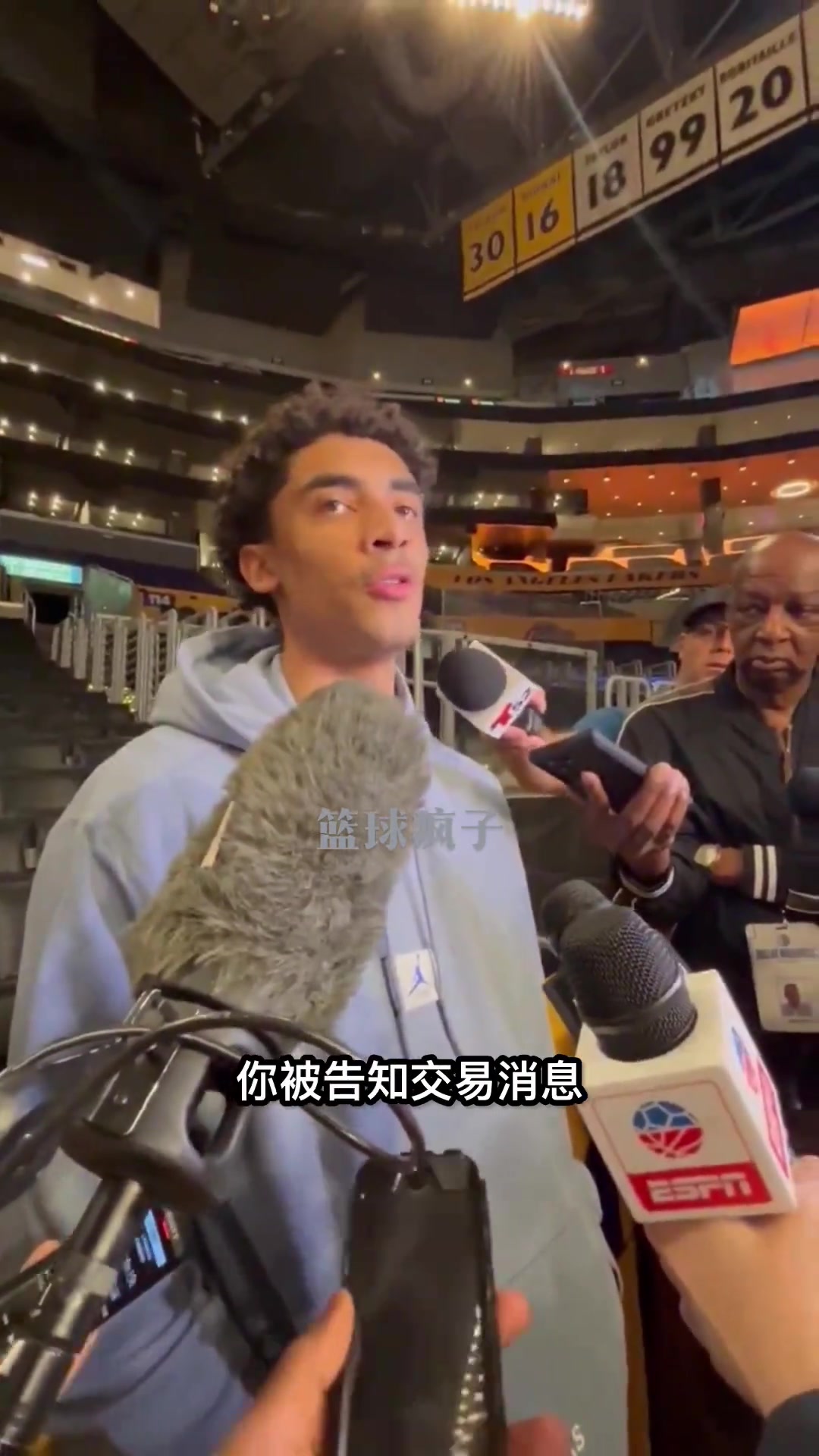 ????独行侠对阵湖人！克里斯蒂赛前采访“只是有很多情绪”