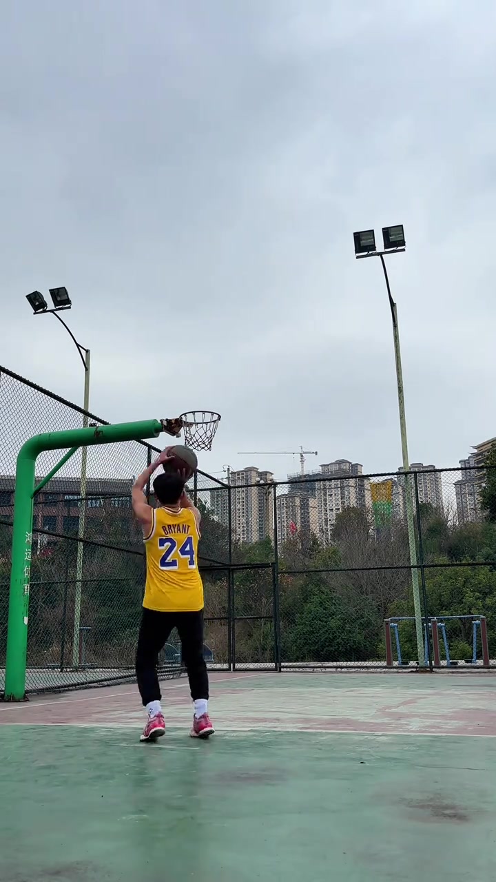 邓肯要是投这个篮筐，还能是公认的历史第一大前吗????????????