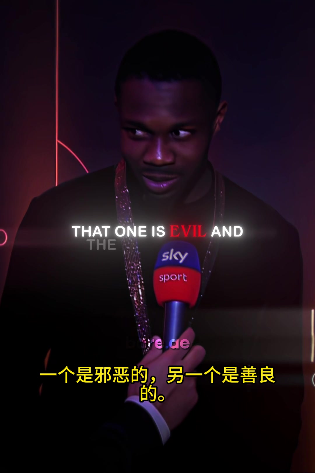 化学反应????，记者问小图和罗塔配合秘诀，二人回答亮了