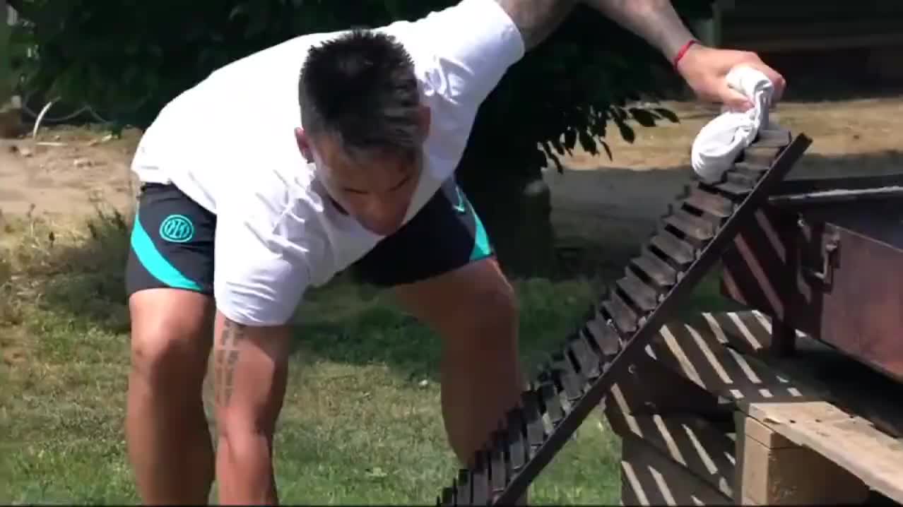 塔罗烤肉，世代传承的手艺！队友都说好吃????