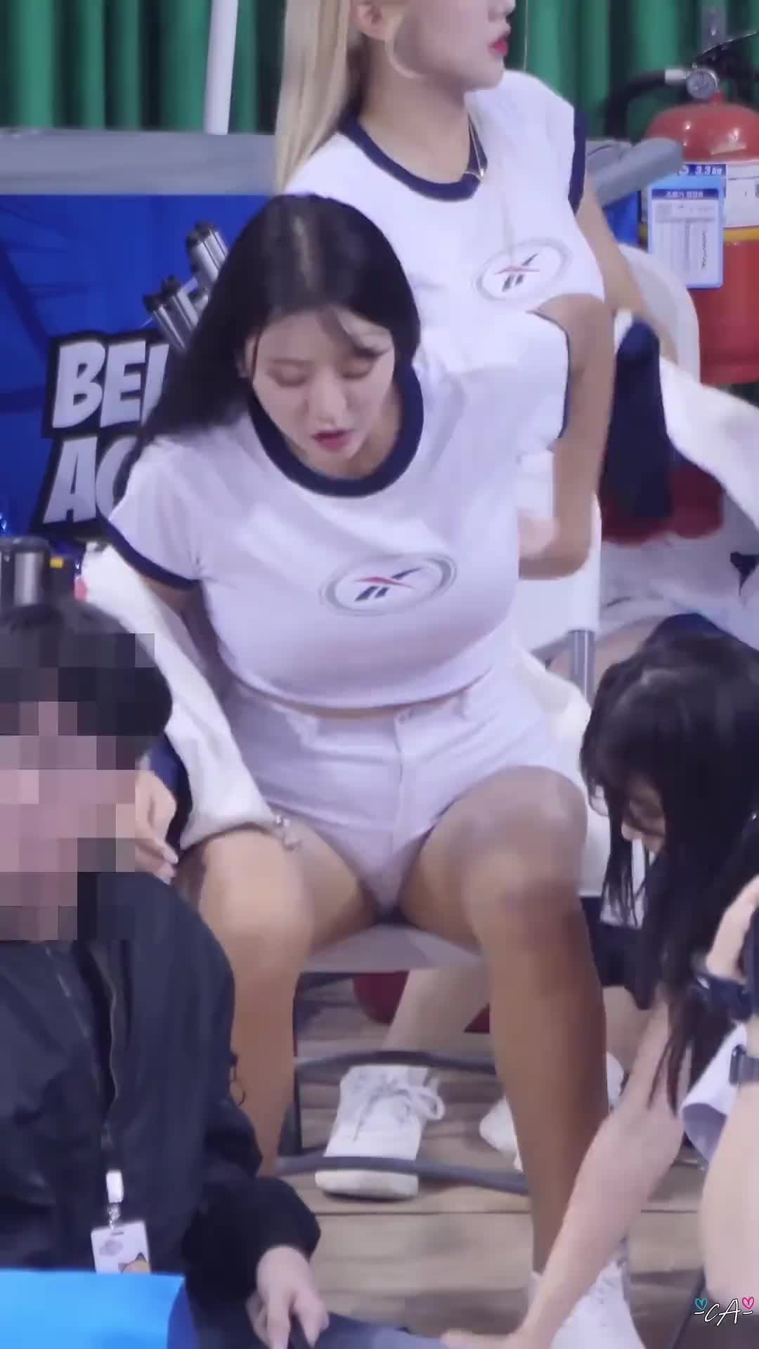 一定是对韩国篮球……啦啦队的热爱让我们相聚???