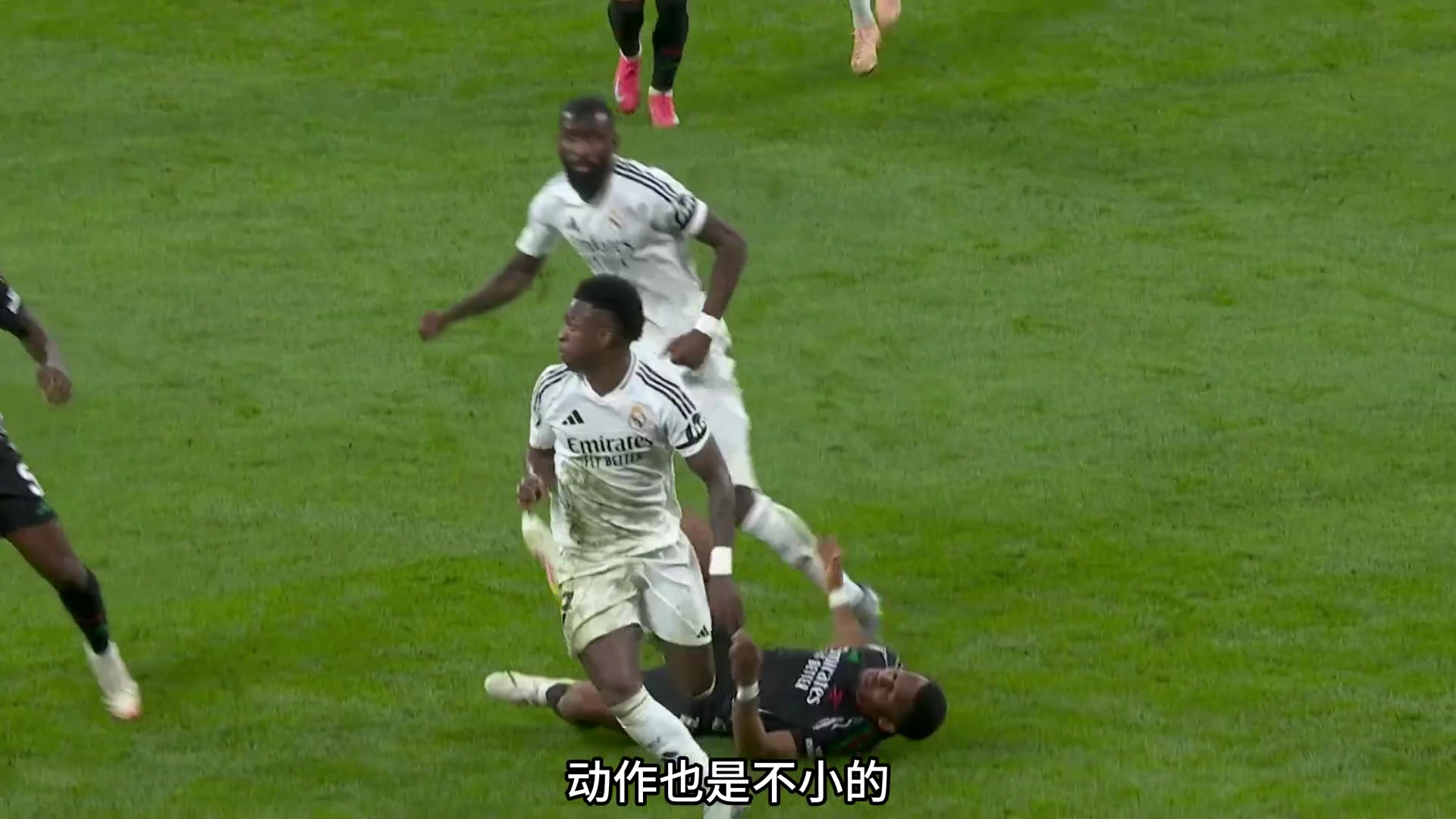 吕迪格vs阿森纳犯规合集：全场多次恶劣犯规仅吃一黄?
