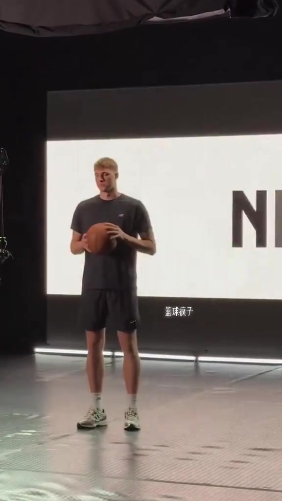 ?弗拉格已抵达 2025年NBA选秀联合训练营！