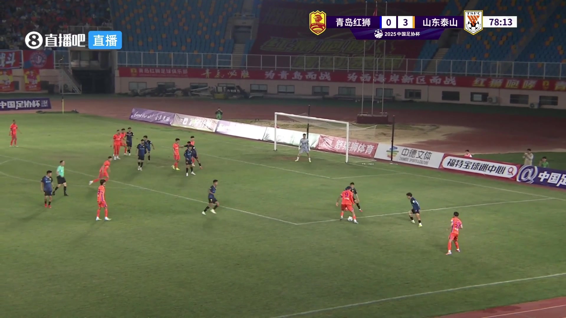 4-0！卢永涛禁区内乱战得手！这是根本不留手了啊?