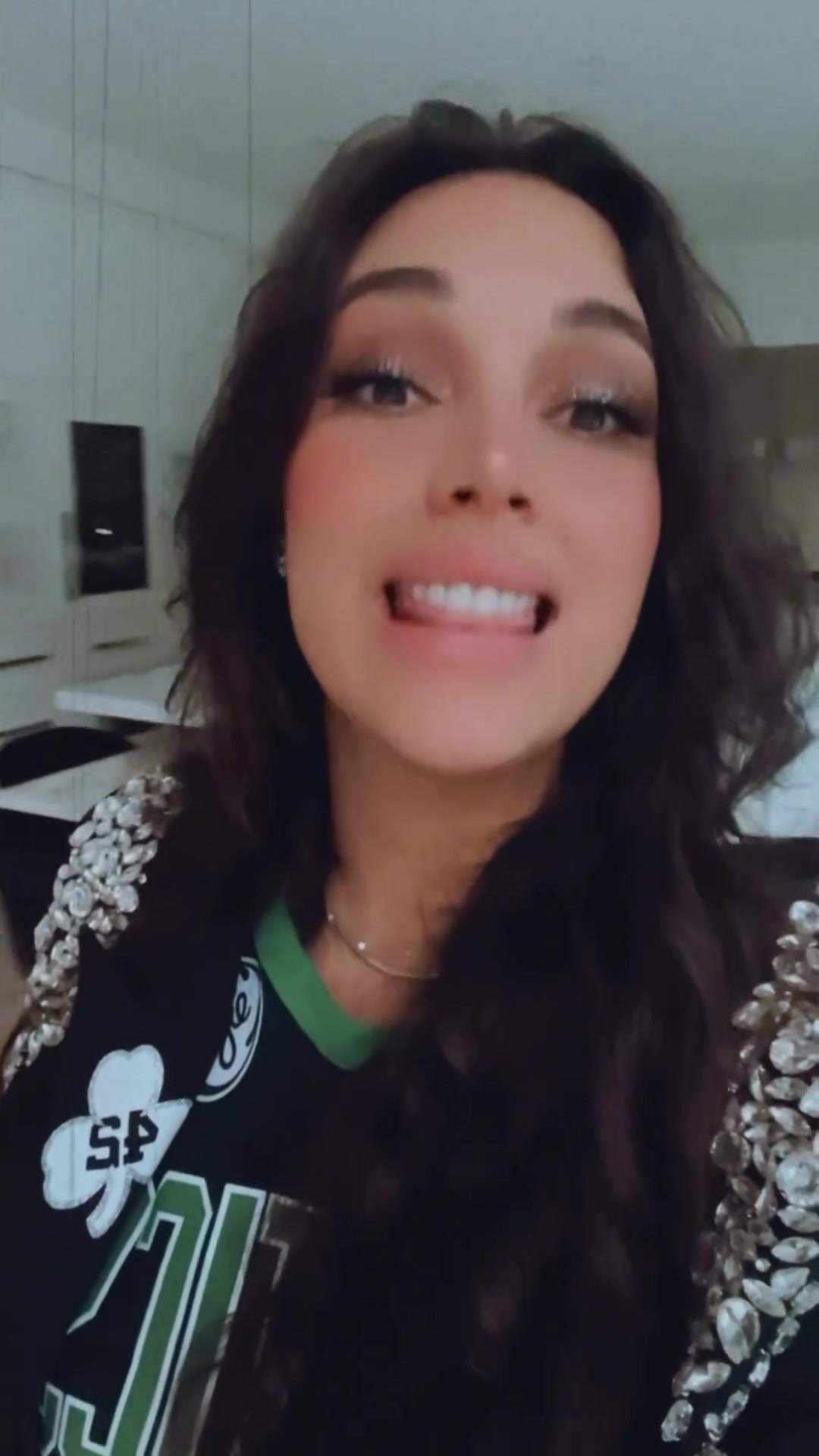 霍福德名模娇妻如此美貌，怎么讲话的嗓音这么粗啊?