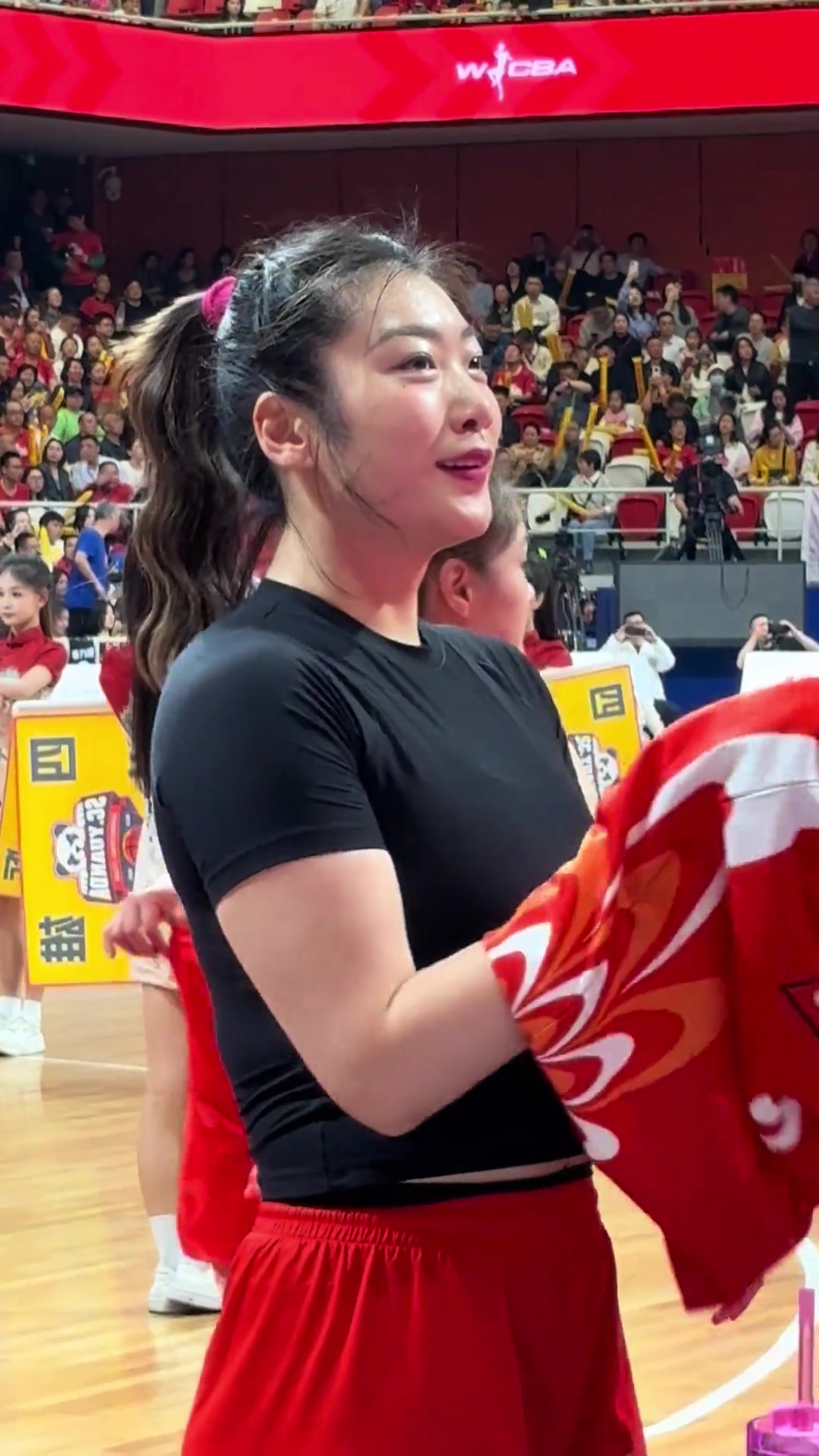 李梦因伤无缘女篮亚洲杯 所以能看一场就珍惜一场吧???