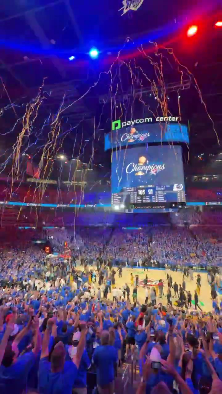 俄城首冠！OKC彩带飘下?雷霆主场变身欢庆海洋