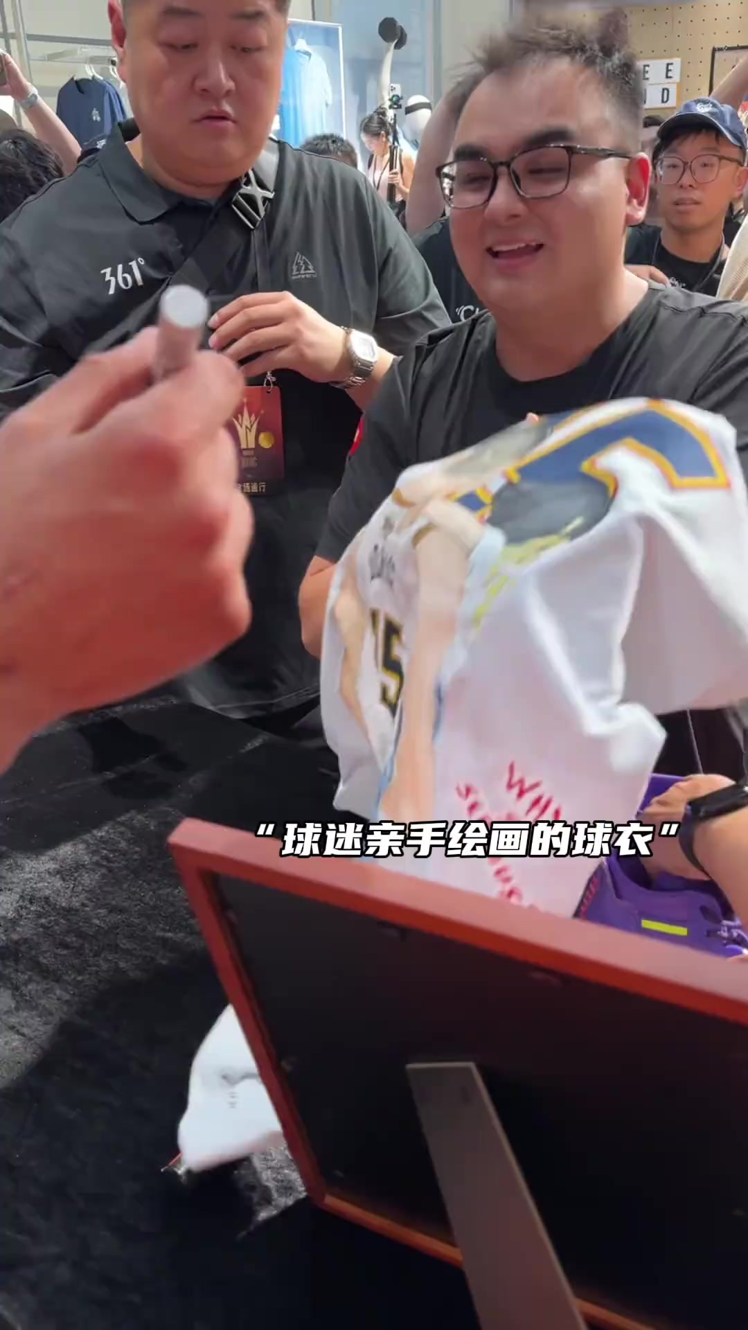 ?谁能不爱约基奇！时时刻刻都在说感谢，亲切可爱的联盟第一人