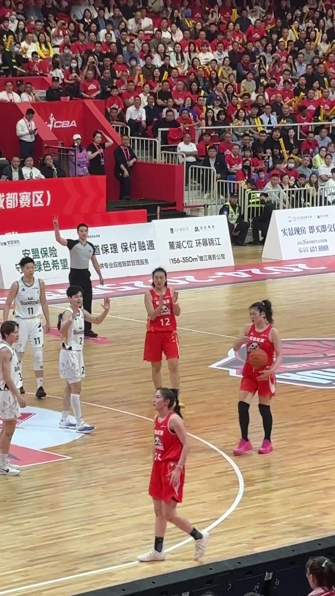 李梦脾气这么大，和没入选国家队有关系吗？