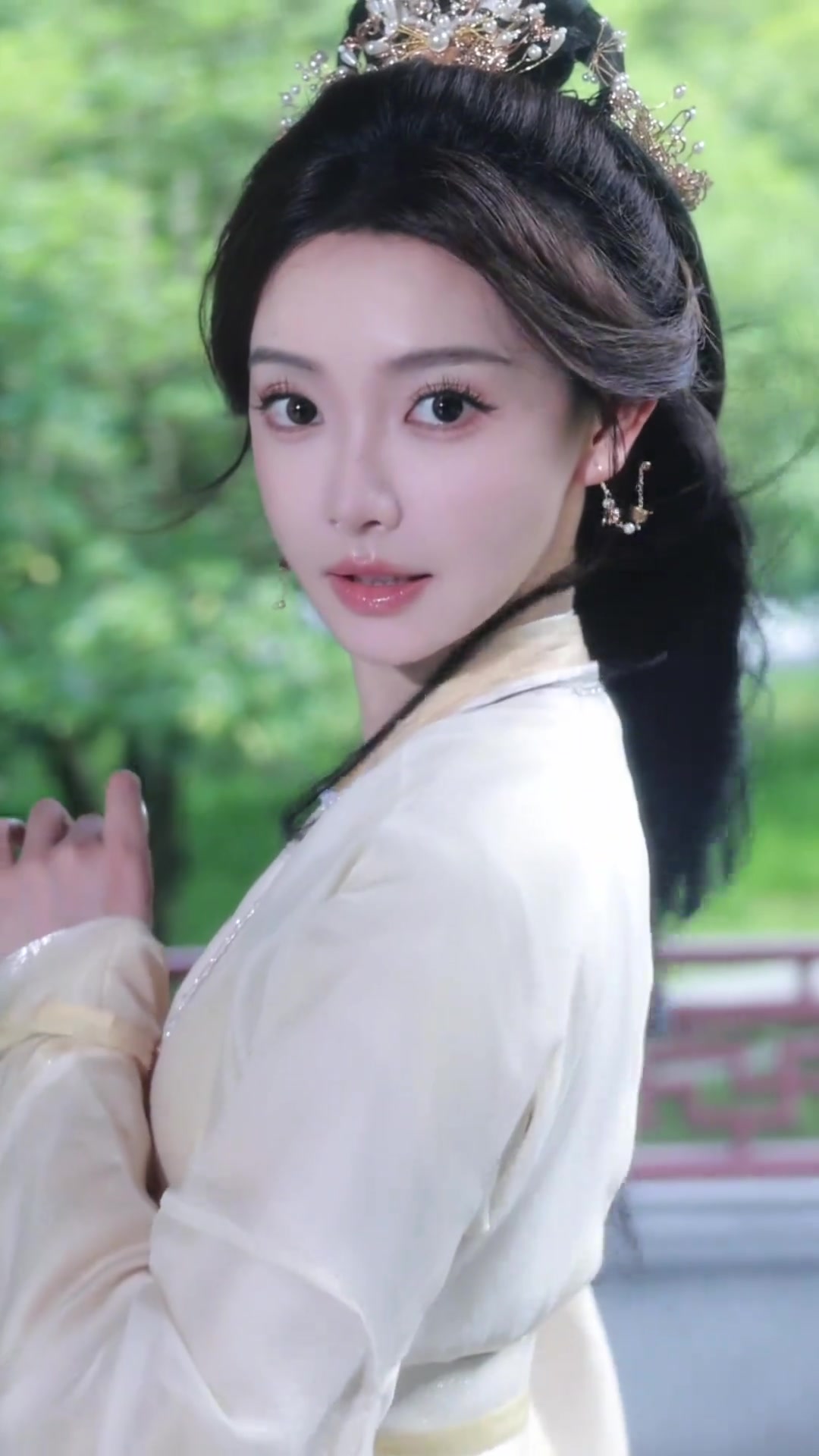 仙女来了！美女主播金佳悦参演仙侠剧晒剧照：各位道友们 幸会~