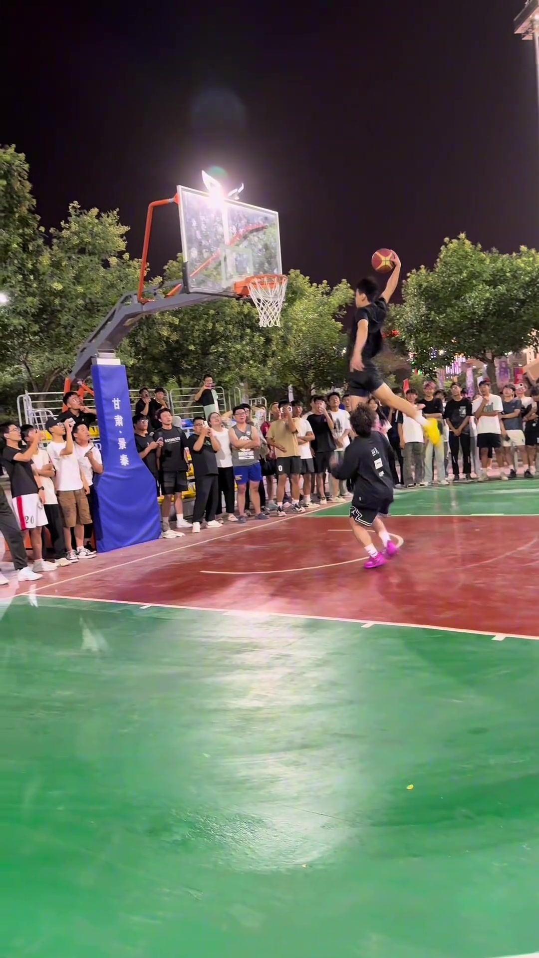 如果詹姆斯和普理查德1v1单挑会是这样的画面？