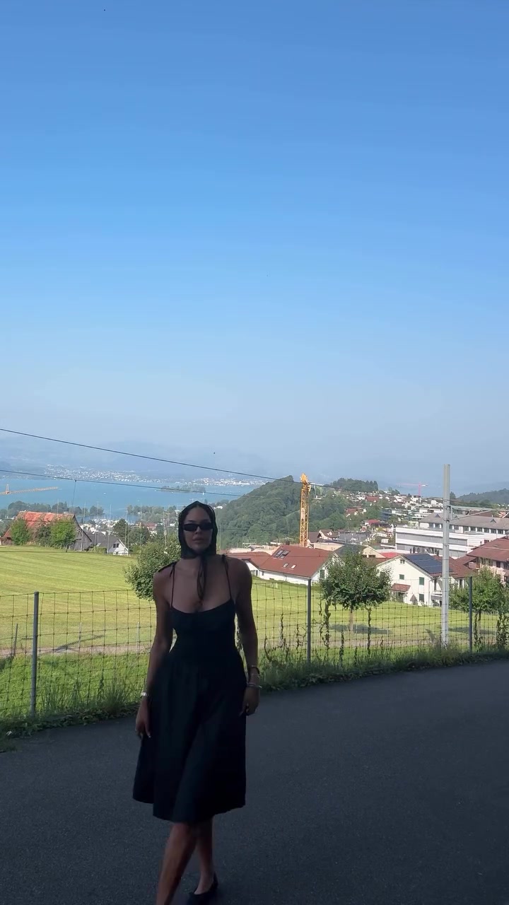 这大体格子！在路上遇到坎贝奇，你很难不回头多看两眼?
