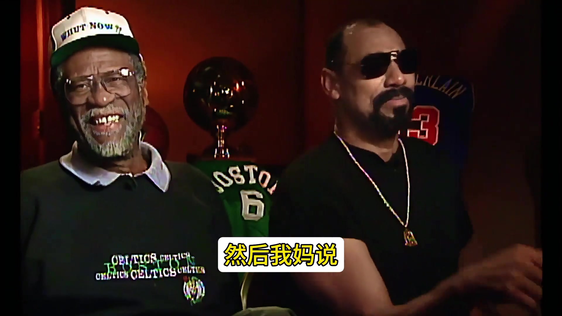 我妈都看不下去了！张伯伦谈拉塞尔：他住我家吃我的 然后再把我打爆