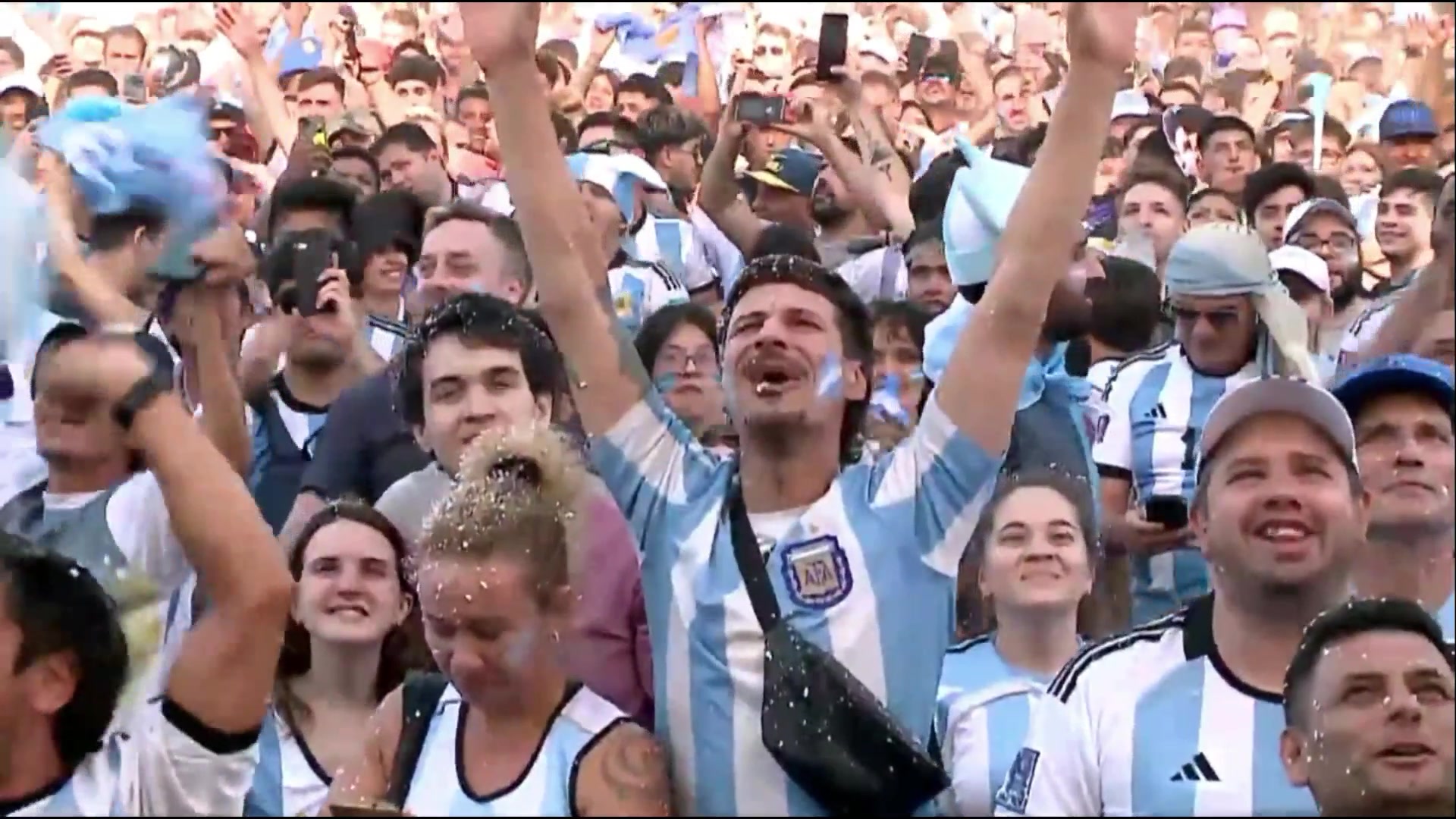 梅西奔袭一条龙送神级助攻！阿根廷球迷陷入疯狂！