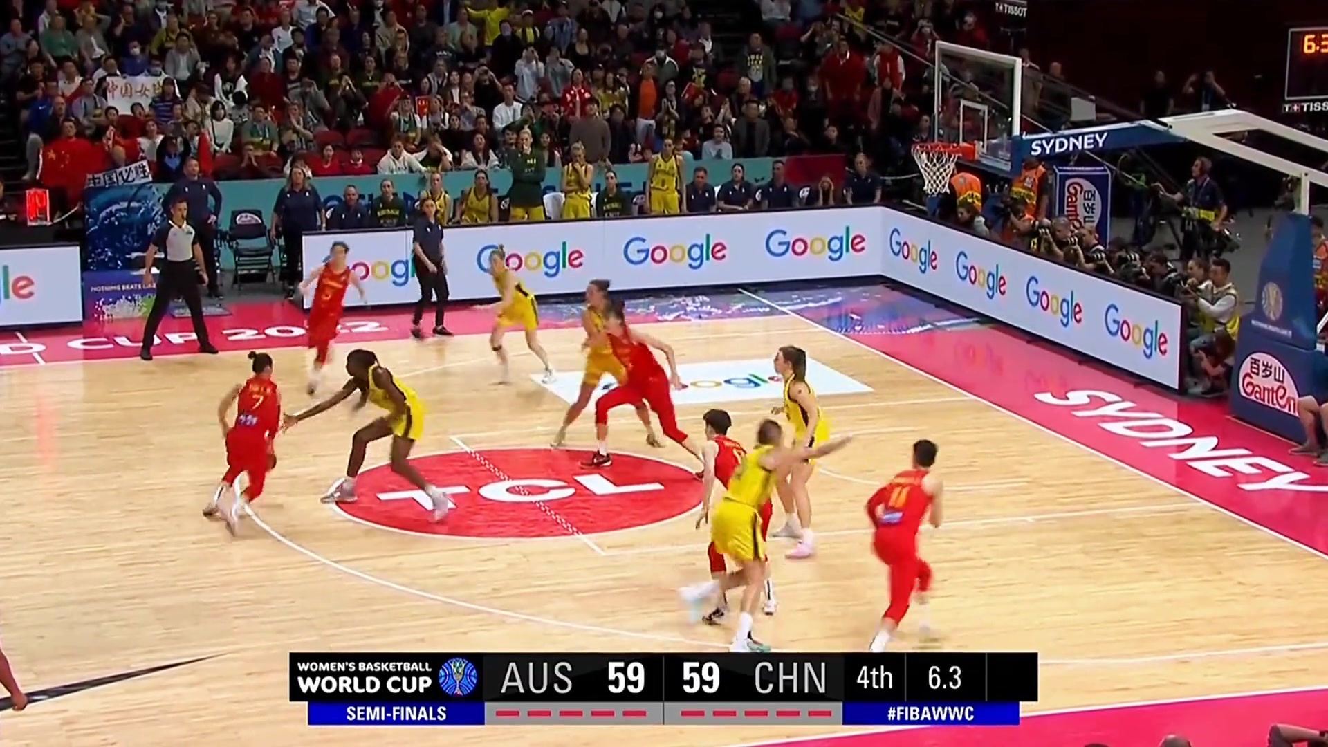 去年世界杯中国女篮半决赛击败澳大利亚 王思雨攻防统治最后时刻