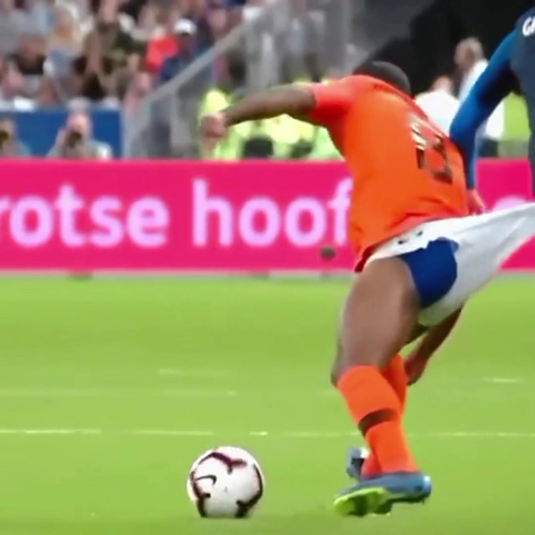 格列兹曼：不得不说荷兰队的球裤质量是真好????