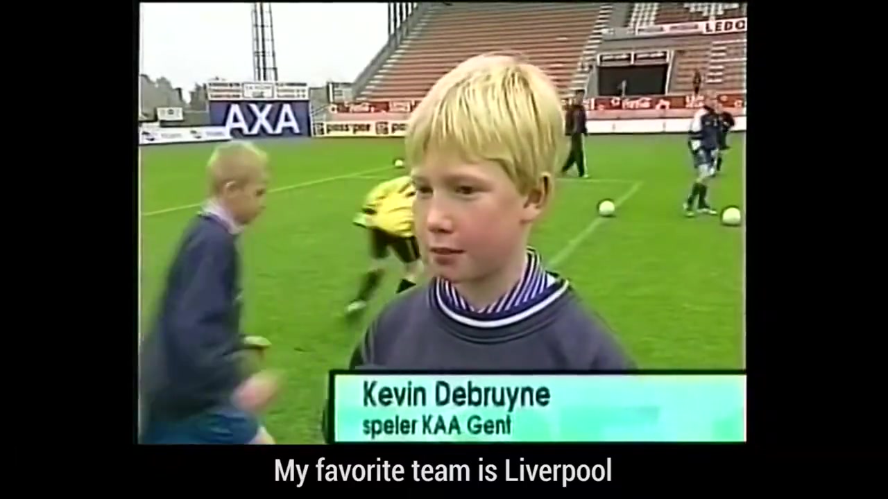 ????童年丁丁：我最爱的球队是利物浦，最喜欢的球星是迈克尔-欧文